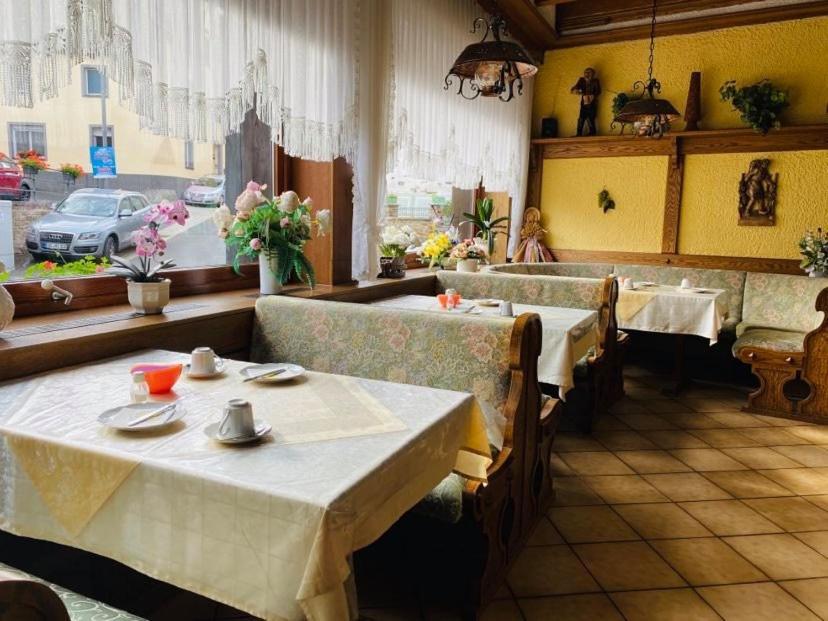Gasthaus Castor كلوتن المظهر الخارجي الصورة