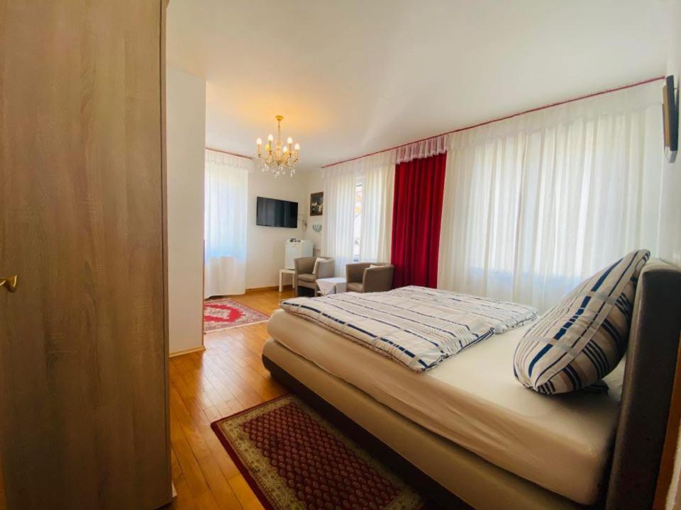 Gasthaus Castor كلوتن المظهر الخارجي الصورة
