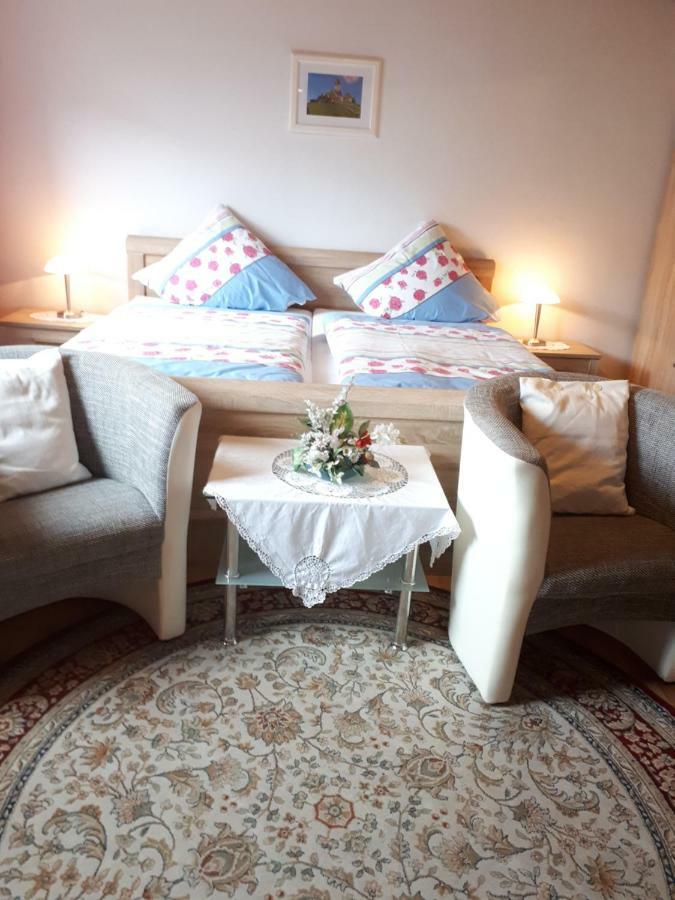 Gasthaus Castor كلوتن المظهر الخارجي الصورة